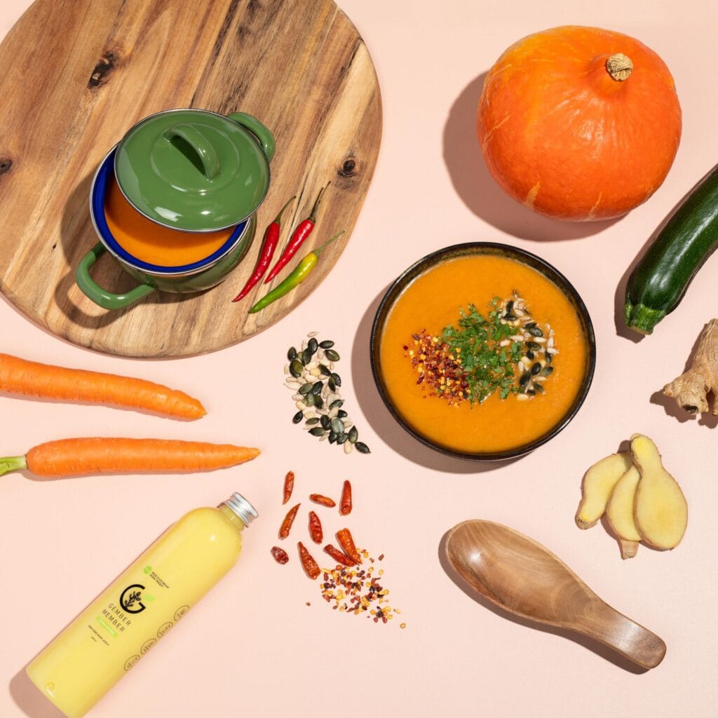 Pompoen wortelsoep met Gember Membersap